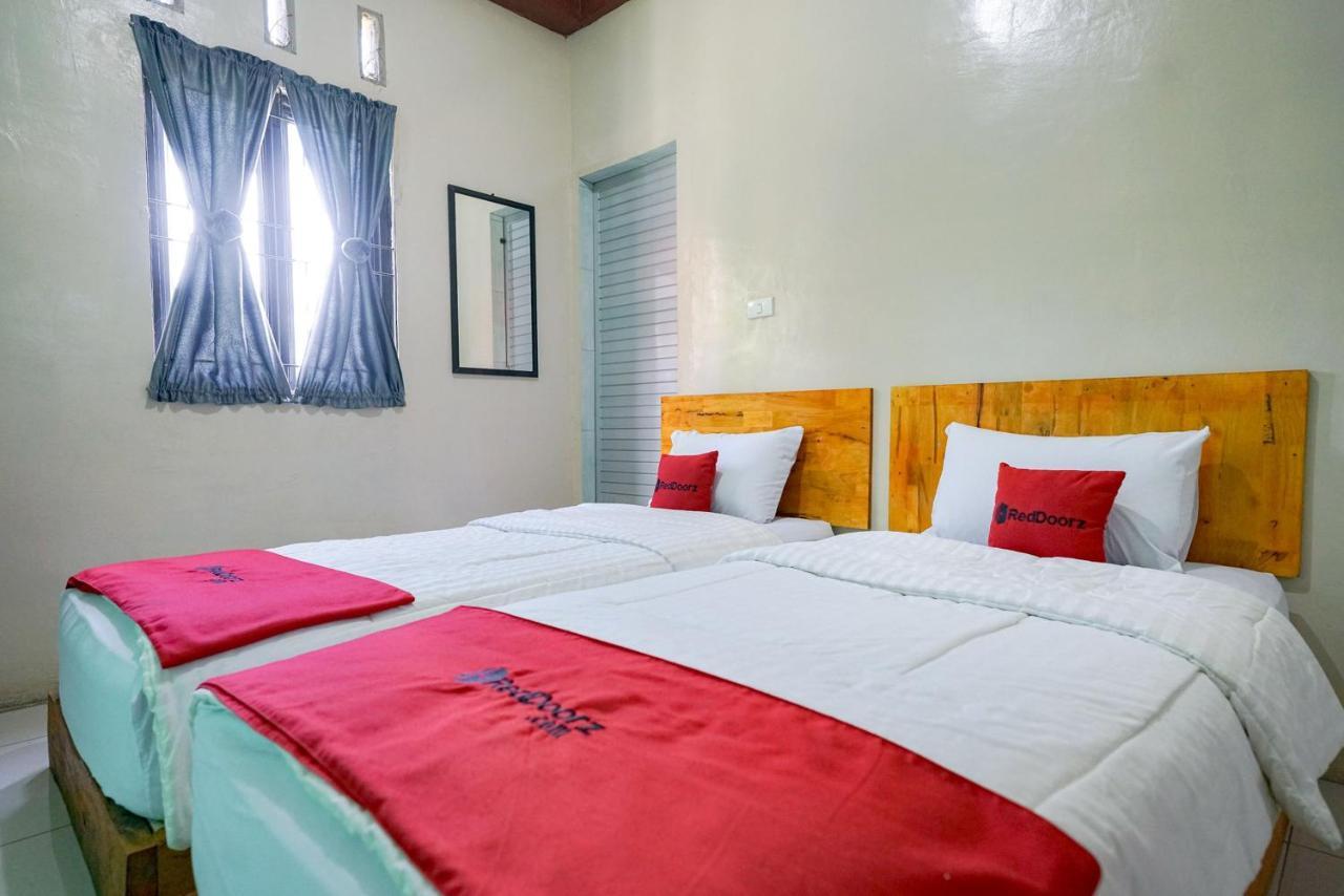 Reddoorz Syariah Near Bukit Teletubbies Padangsidempuan Hotel Eksteriør billede